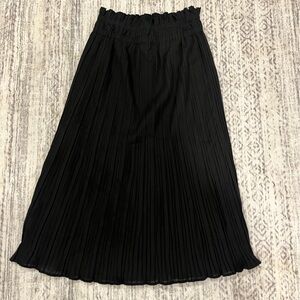 DO+BE Black A-Line Pleated Skirt